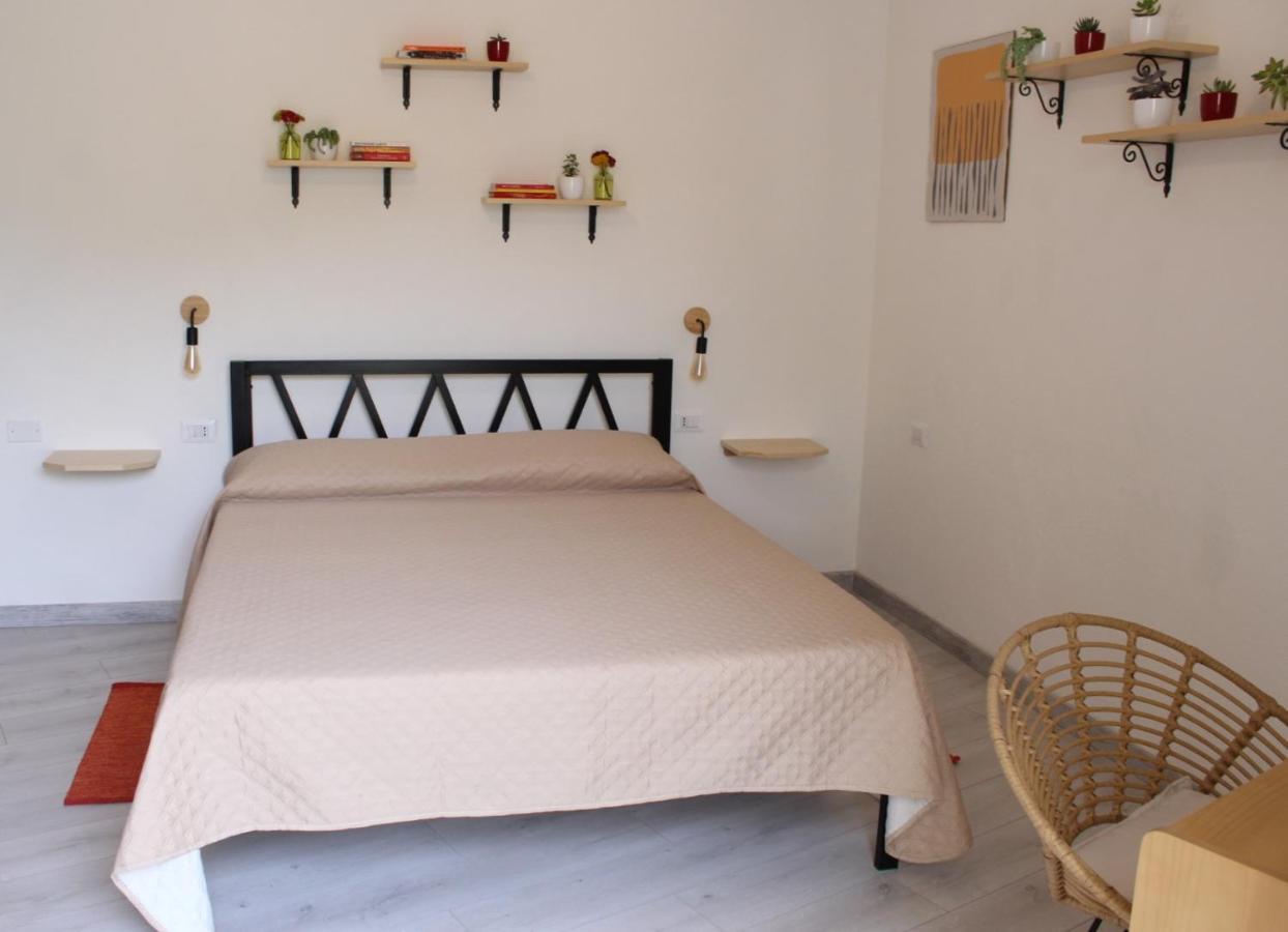 Giobo Rooms Siniscola Exteriör bild